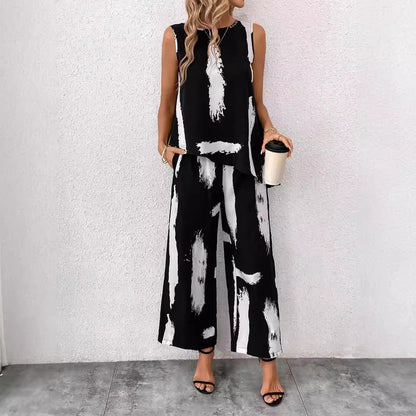 Two-piece women's set with a casual top and wide-leg pants Chic und Stil