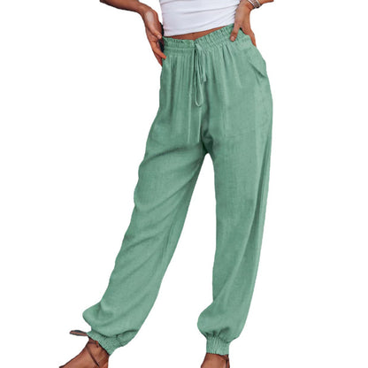 Comfortable harem pants for women with elastic waist and practical pockets Chic and Style