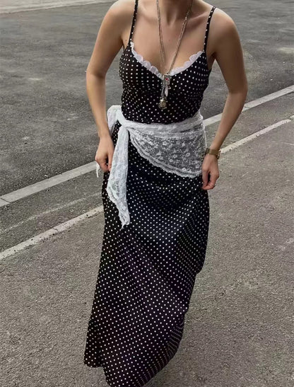 Robe maxi pour femmes avec des pois et un élégant ornement en dentelle Chic und Stil