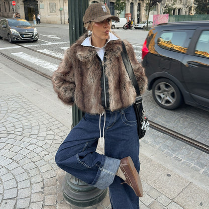 Cropped faux fur jacket for women with a modern style Chic and Style