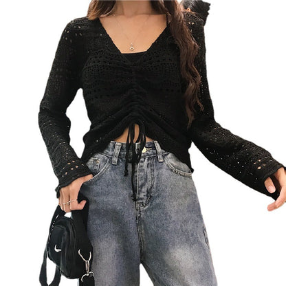 Pull en tricot pour femmes avec un motif de trous décoratif et un cordon réglable Chic und Stil