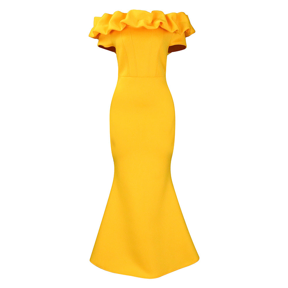 Robe de soirée ajustée pour femmes avec col voluminueux en flounces Chic und Stil