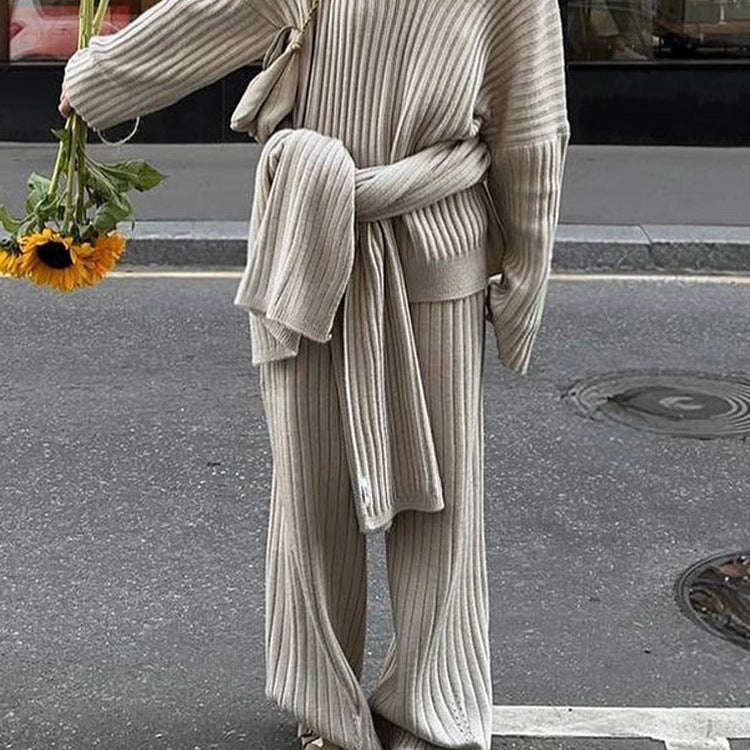 Complet en tricot pour femmes avec une coupe décontractée et moderne Chic und Stil