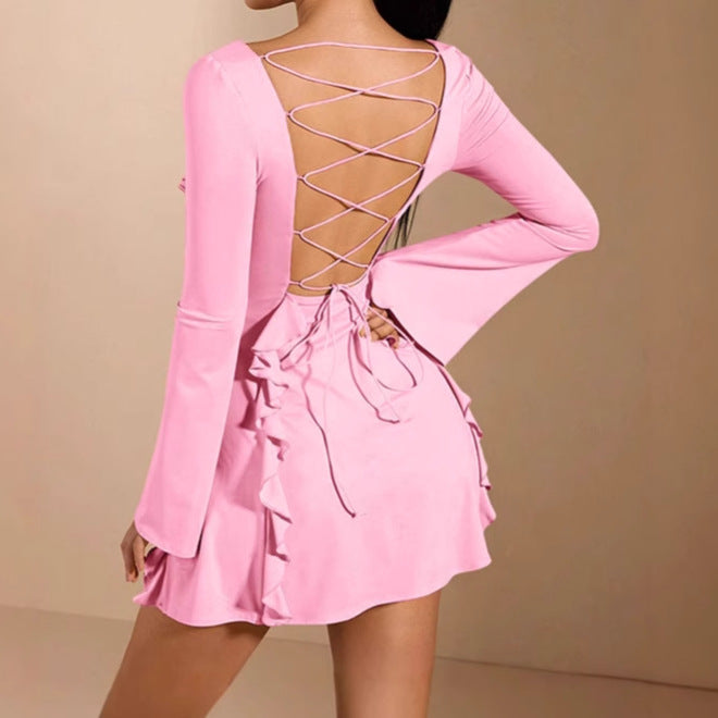 Robe à volants élégante pour femmes avec décolleté plongeant et manches longues Chic und Stil