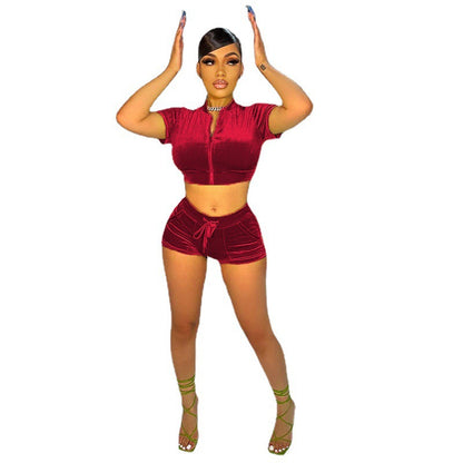 Ladies' sweatpants with short sleeves, practical pockets and modern zipper Chic and Style