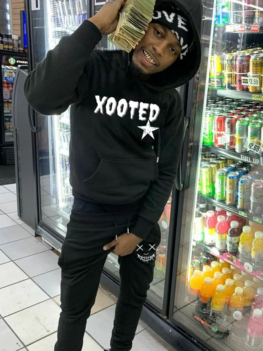 Men's hooded sweatshirt and jogger pants set with modern and eye-catching print Chic and Style