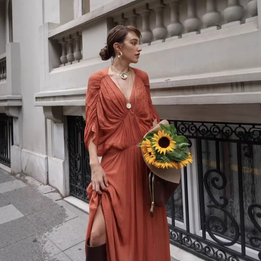 Robe maxi femme avec silhouette fluide et élégante drapée Chic und Stil