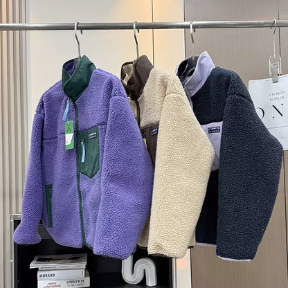 Veste en polaire confortable pour femmes avec poches zippées pratiques Chic & Stil