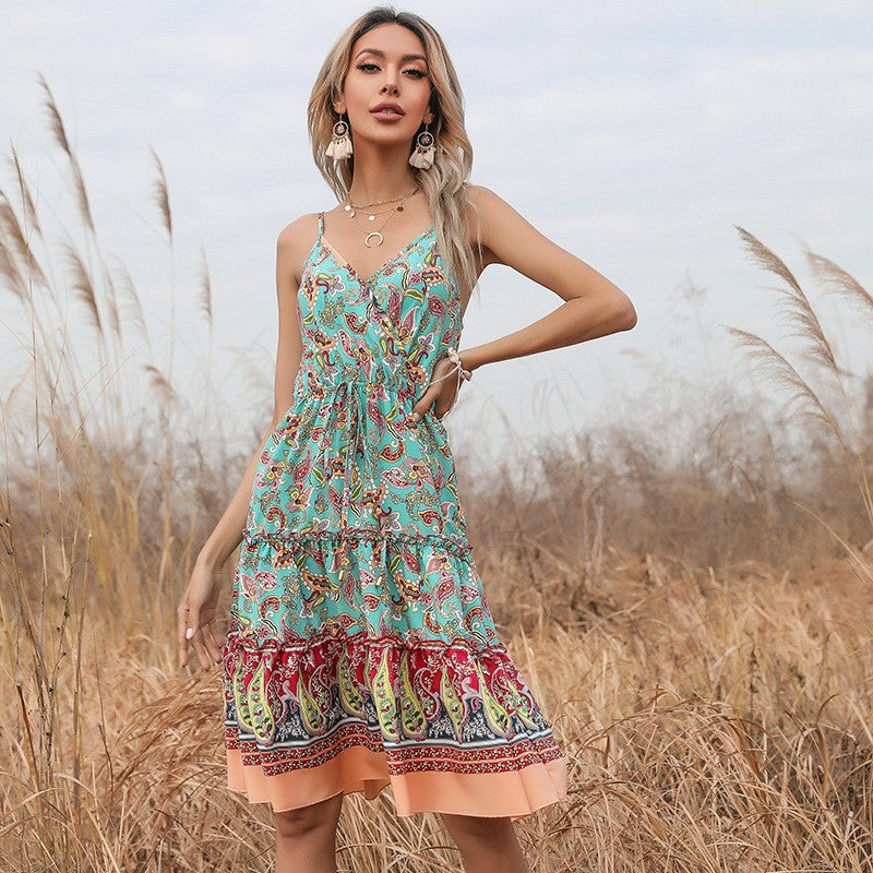Robe de vacances bohemian à imprimé paisley pour femmes avec ceinture à nouer Chic und Stil