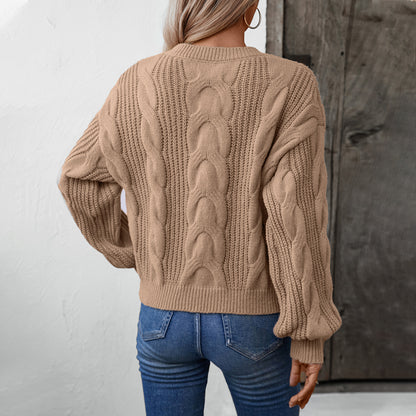 Pull femme en grosse maille avec des manches volumineuses et motif en torsades Chic und Stil