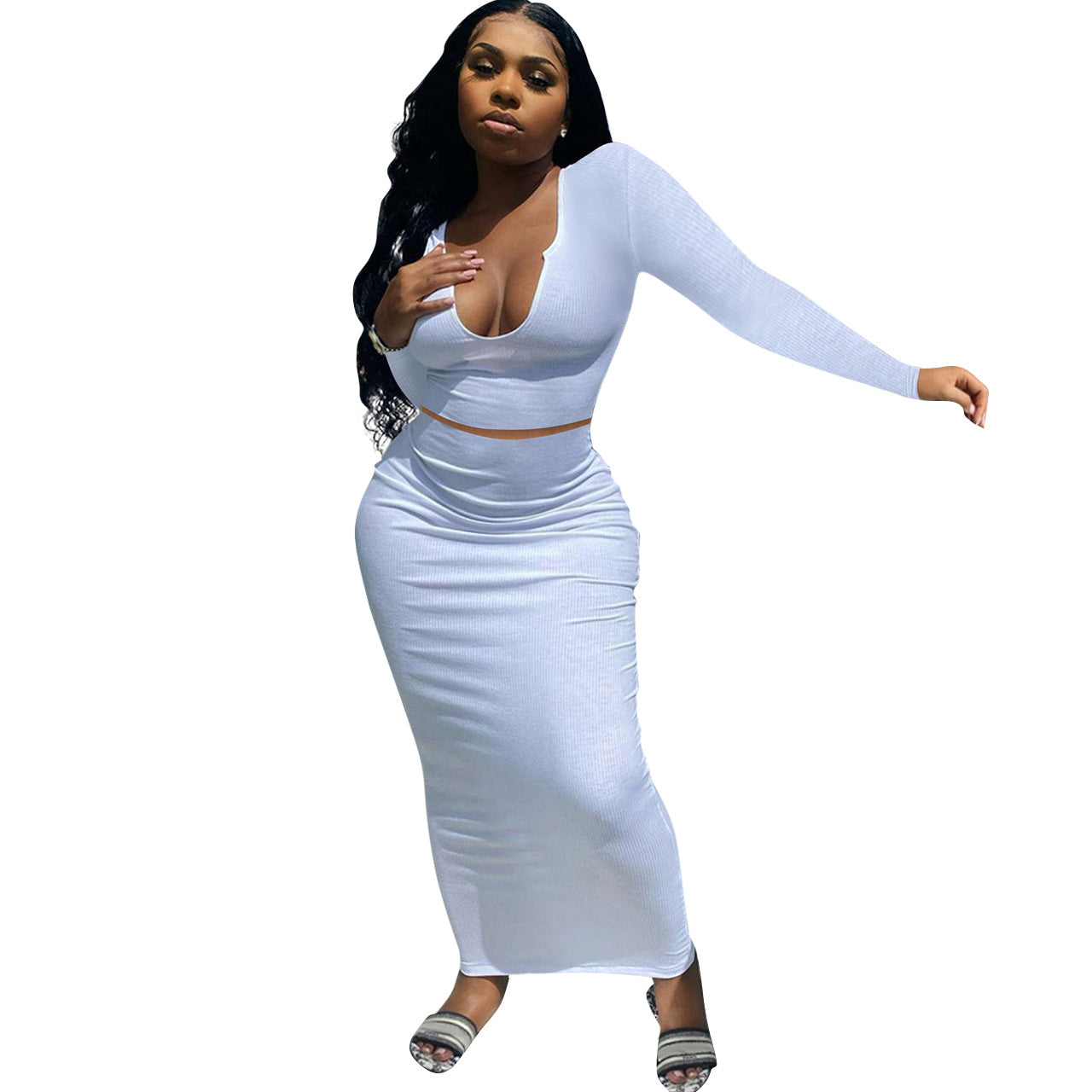 Robe maxi ajustée pour femmes avec manches longues et décolleté en V profond Chic und Stil