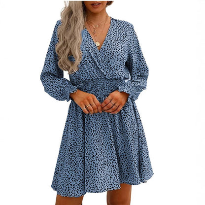 Robe élégante pour femmes avec un élastique ajusté et des manches longues Chic und Stil