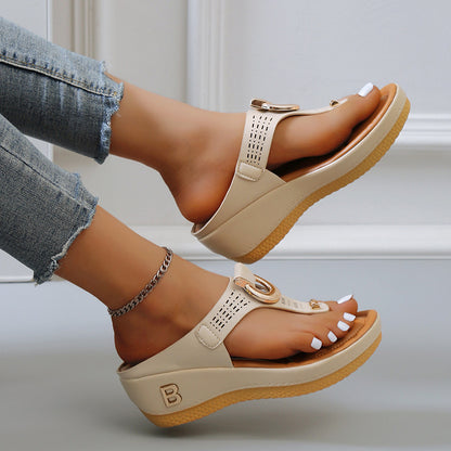 Sandales antidérapantes à plateforme décorative pour femmes Chic und Stil