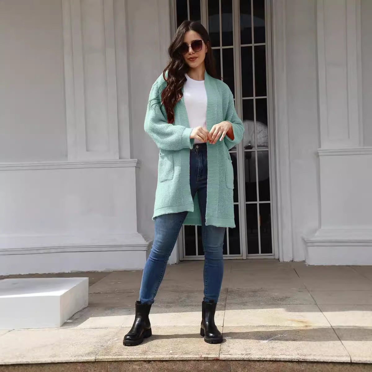 Cardigan en maille décontracté pour femmes avec poches ouvertes et motif gaufré moderne Chic und Stil