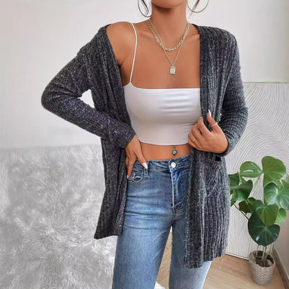 Veste en tricot pour femmes avec design côtelé texturé et poches pratiques Chic und Stil