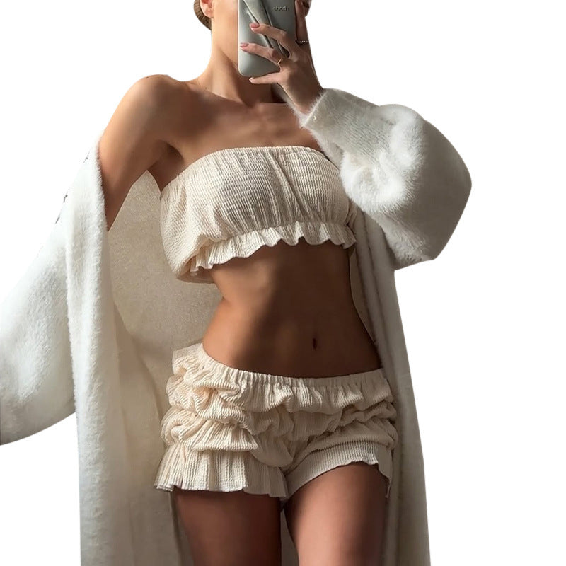 Women’s ruffle bandeau top and shorts Chic and Style