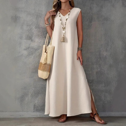 Robe maxi femme avec un élégant décolleté en V et des fentes latérales Chic und Stil