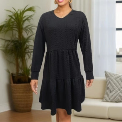 Robe décontractée à col en V pour femmes avec bord large Chic und Stil