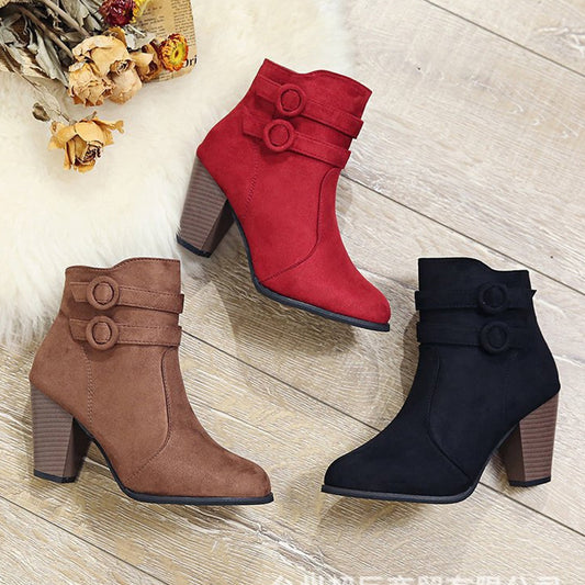 Bottines élégantes pour femmes avec décoration de bouton tendance et talon bloc confortable Chic und Stil