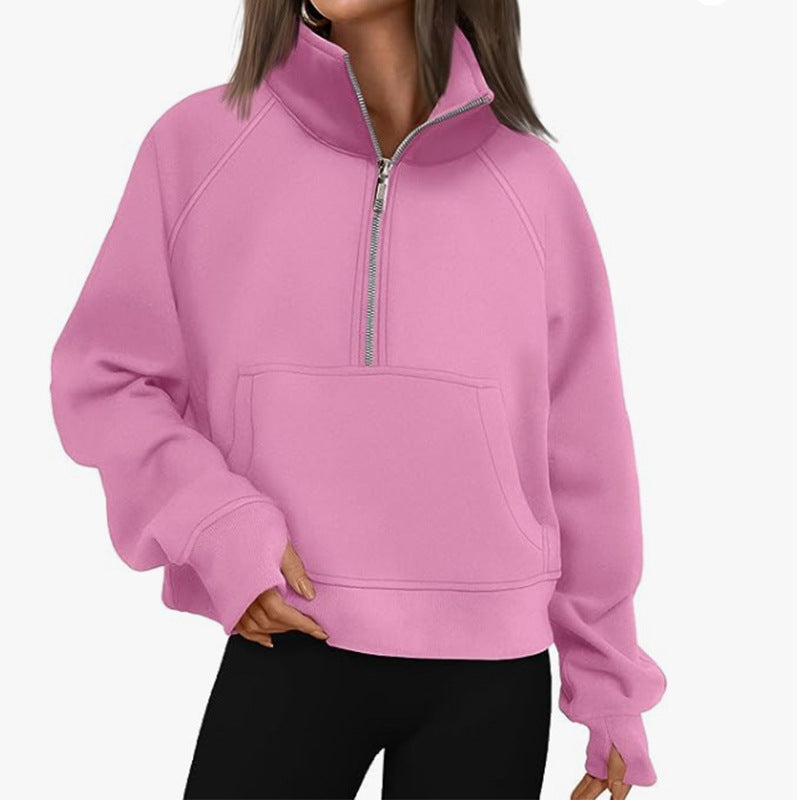 Casual women's pullover with short zipper and kangaroo pocket Chic and Style