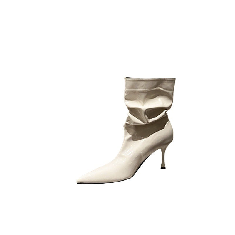 Elegant ladies boots with pointed toe and innovative pleated design Chic and Style