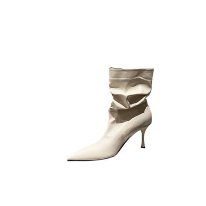 Elegant ladies boots with pointed toe and innovative pleated design Chic and Style