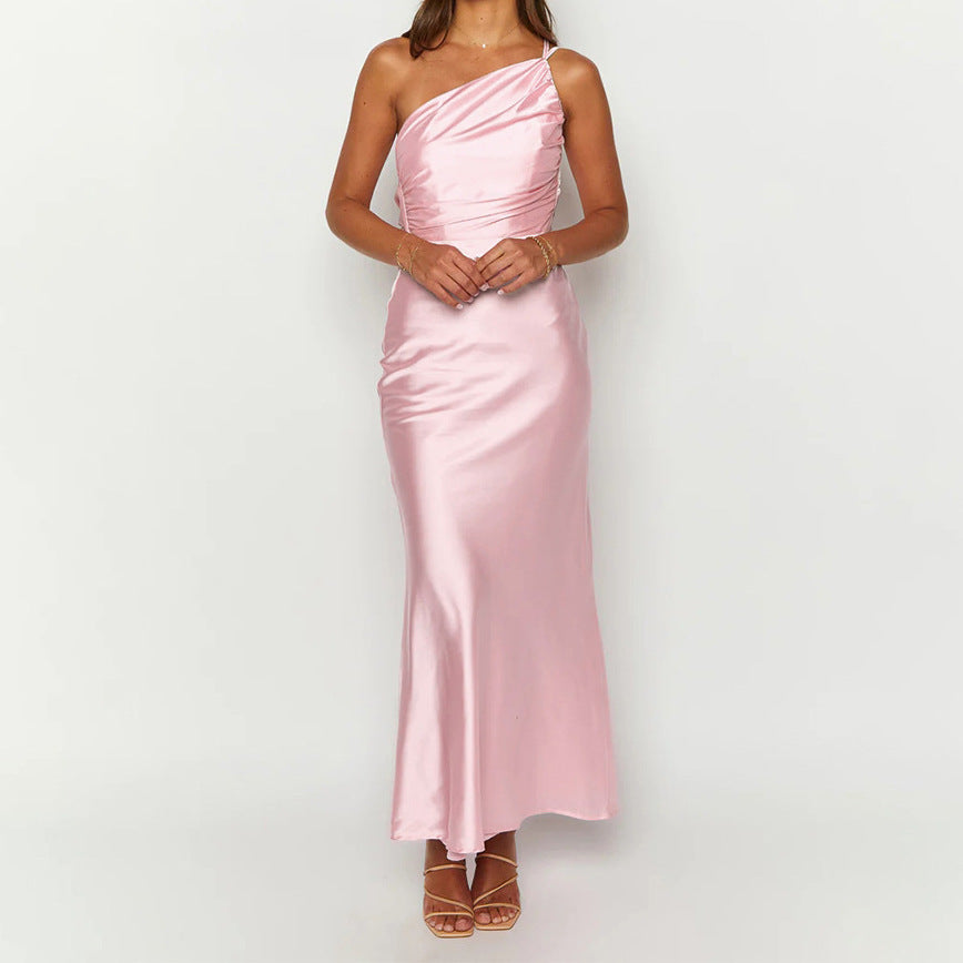 Robe maxi en satin élégante pour femmes avec bretelle asymétrique et détails de volants raffinés Chic und Stil