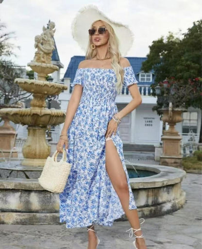 Robe maxi femme avec silhouette décolletée et design floral Chic und Stil