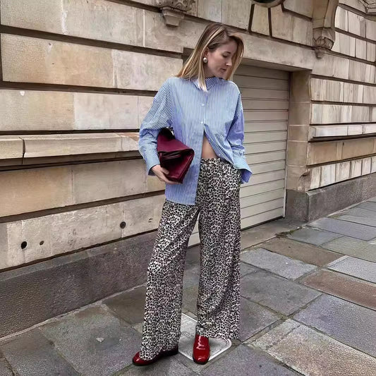 Chemisier féminin à rayures et coupe décontractée Chic und Stil