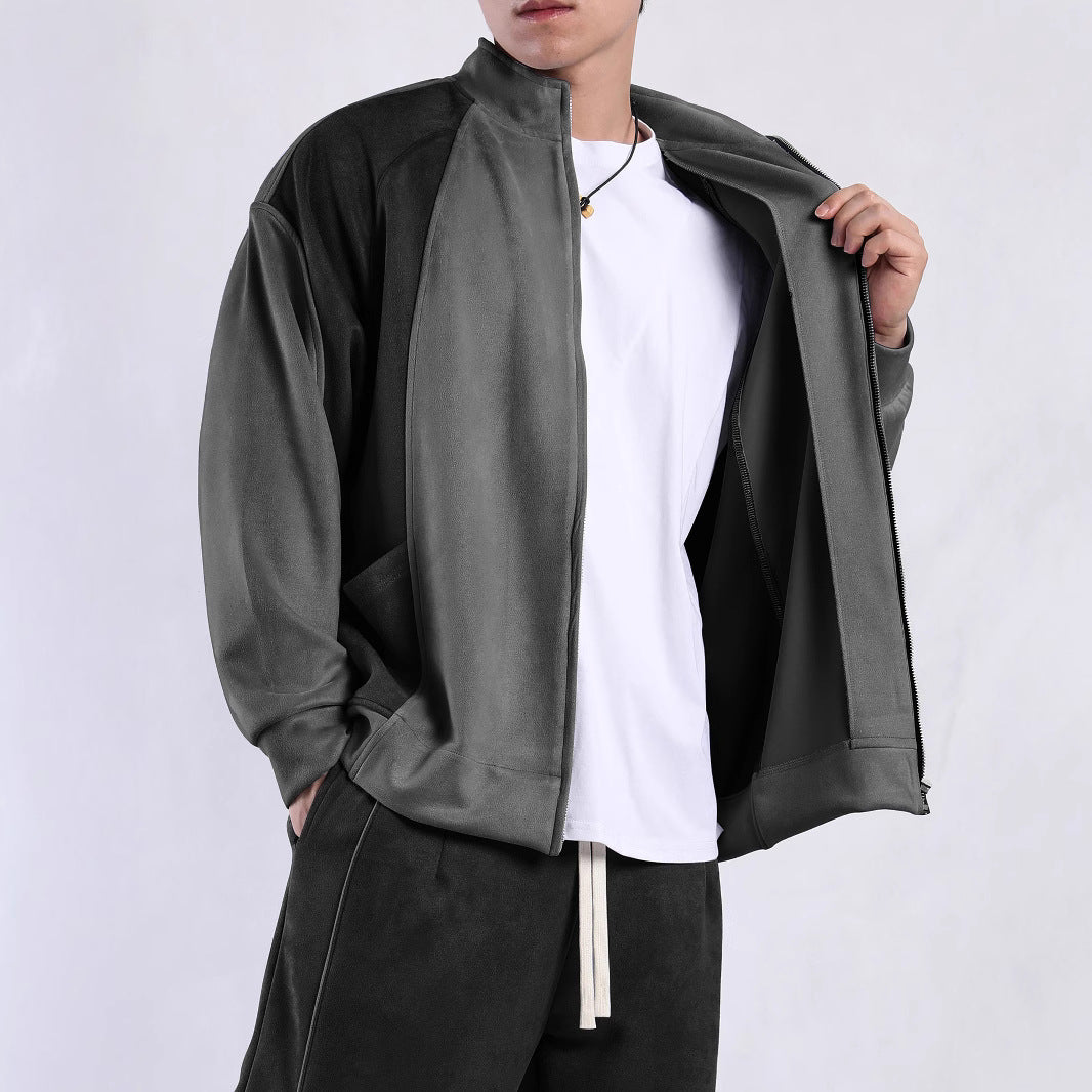 Women's sports jacket with stylish color accents and practical pockets Chic and Style