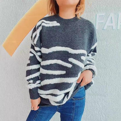 Pull en tricot décontracté pour femmes avec un motif moderne de rayures zébrées Chic und Stil