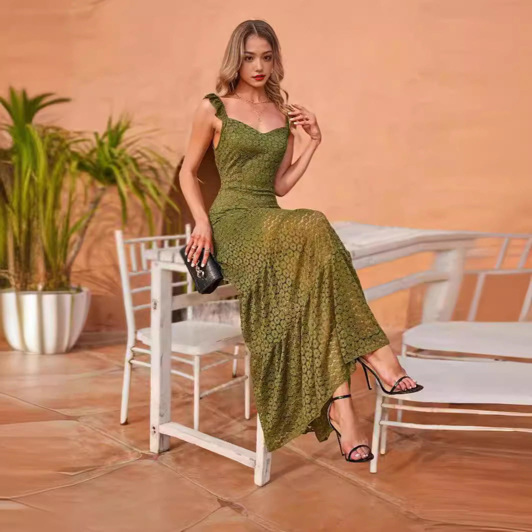 Robe maxi pour femmes avec une structure en crochet exquise et une jupe fluide Chic und Stil