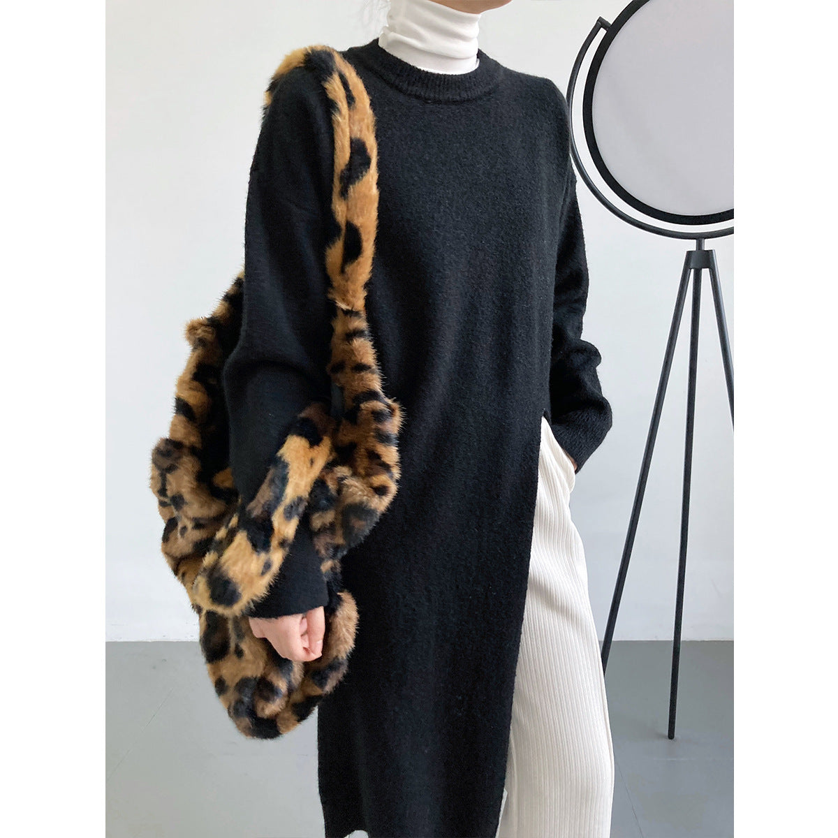 Robe en tricot élégante pour femmes avec fente latérale et coupe généreuse Chic und Stil