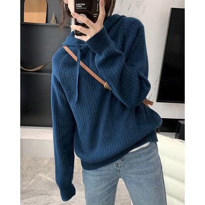 Pull en tricot décontracté pour femmes avec capuche et fine texture côtelée Chic und Stil