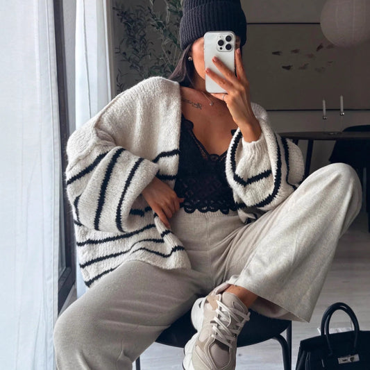 Dames pull long oversized avec design rayé et manches volumineuses Chic und Stil
