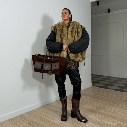 Dame sweat-shirt en polaire avec col en fausse fourrure et coupe oversized Chic und Stil