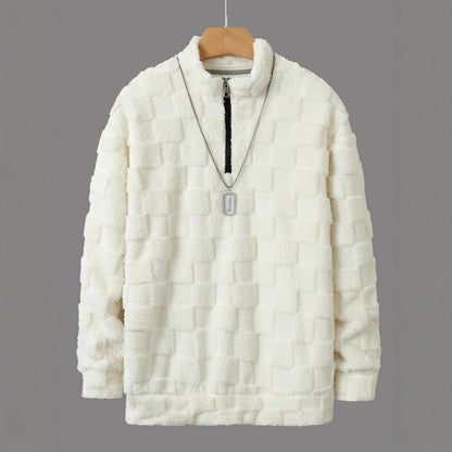 Comfortable fleece pullover for men with a high collar and zipper Chic und Stil