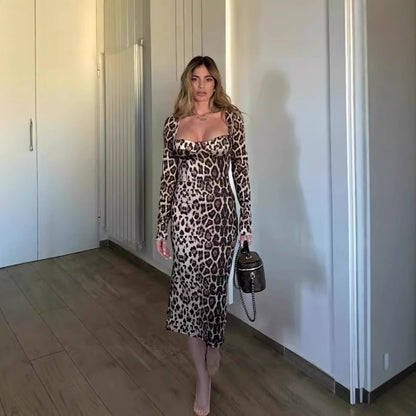 Robe maxi ajustée pour femmes avec imprimé animal et manches longues Chic und Stil