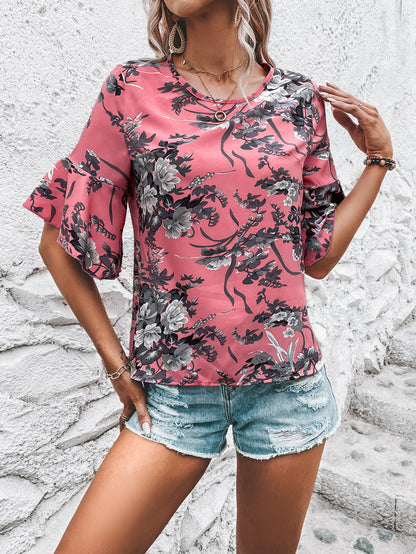 Blouse pour femmes avec des détails de volants et un imprimé floral Chic und Stil