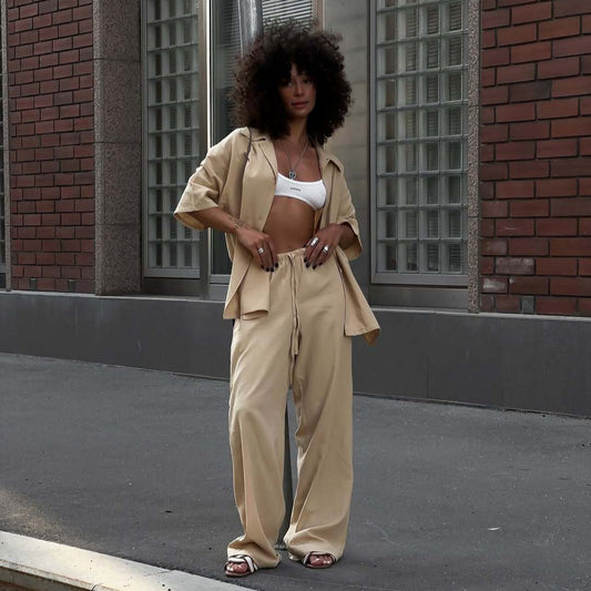 Casual women's set in lightweight fabric with loose pants and casual blouse Chic and Style