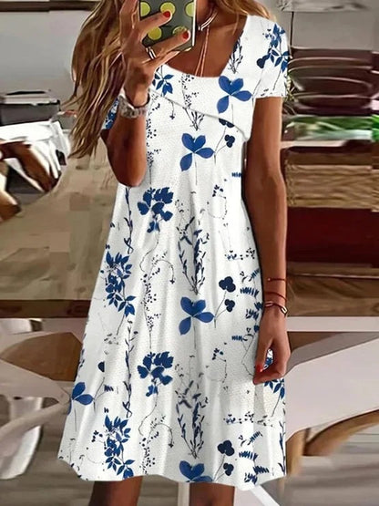 Robe de loisirs pour femmes avec un élégant motif floral et une coupe féminine Chic und Stil