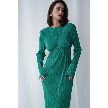 Femme Robe maxi élégante avec des plis structurés et des manches longues Chic und Stil