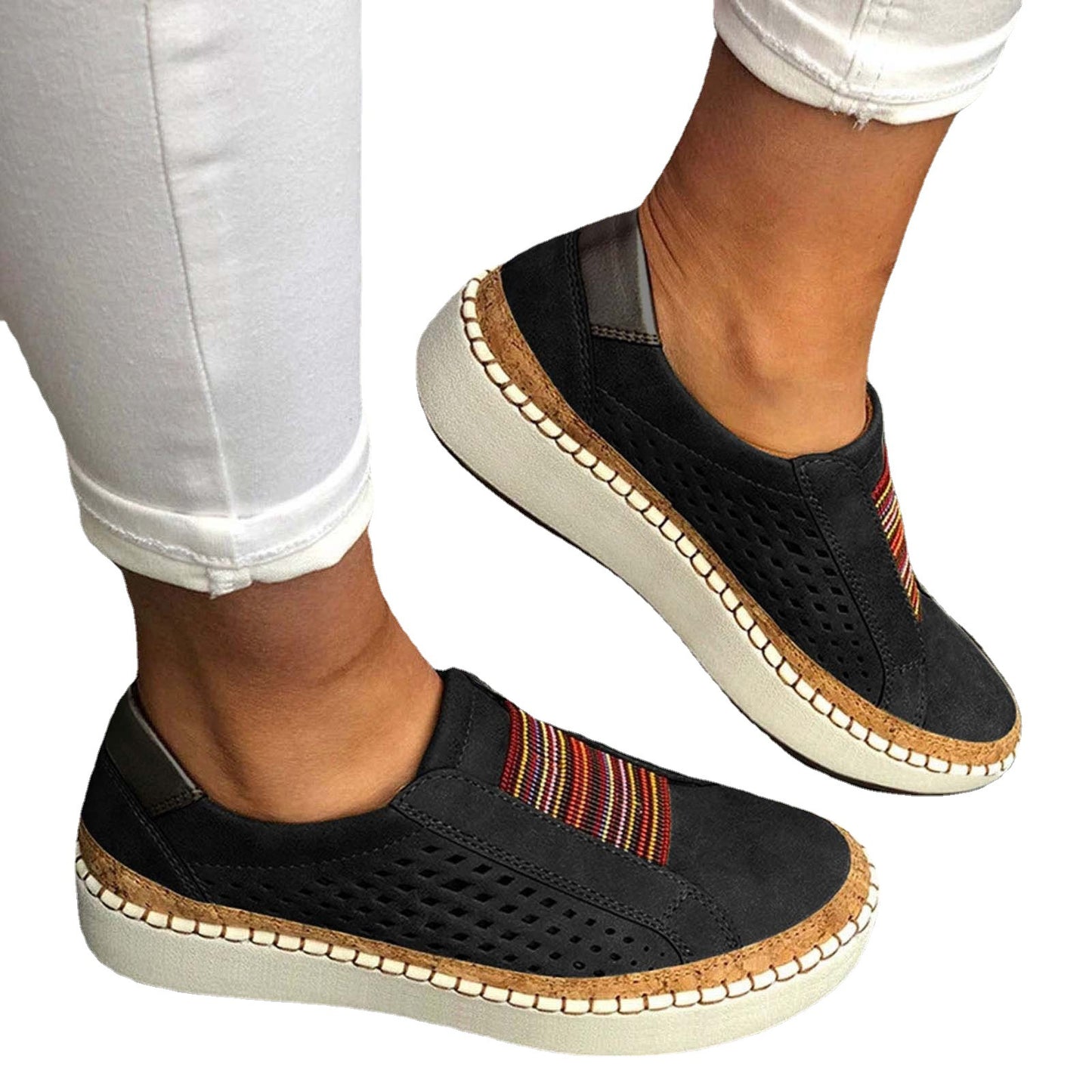 Chaussures de sport dames Slip-On confortables avec une structure de surface respirante Chic und Stil