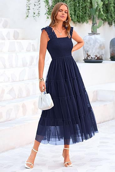 Robe maxi pour femmes avec jupe en tulle volumineuse et manches en dentelle Chic und Stil