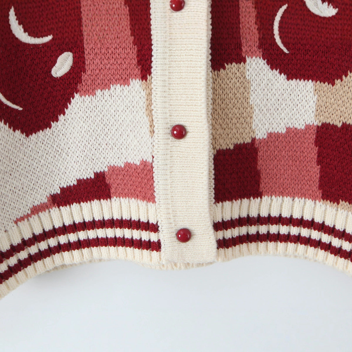 Dames enjouée Veste en tricot cropped avec motif floral de cerisier Chic und Stil