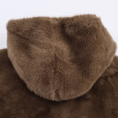 Dames Douillette et luxueuse veste en fausse fourrure avec capuche et poches pratiques Chic und Stil