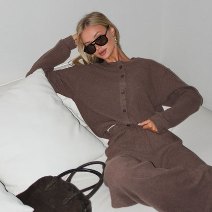 Dames élégant et confortable combinaison avec une fermeture à bouton Chic und Stil