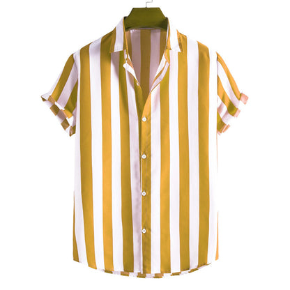 Chemise à manches courtes pour hommes avec un motif à rayures tendance et une coupe confortable Chic und Stil
