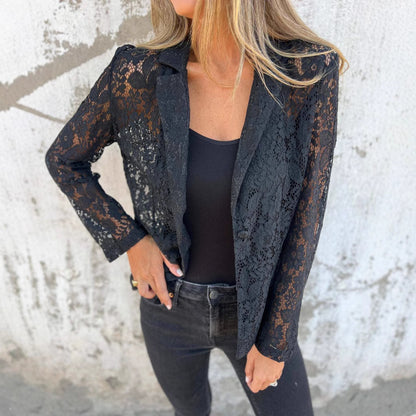 Blazer en dentelle pour femmes avec des accents féminins Chic und Stil