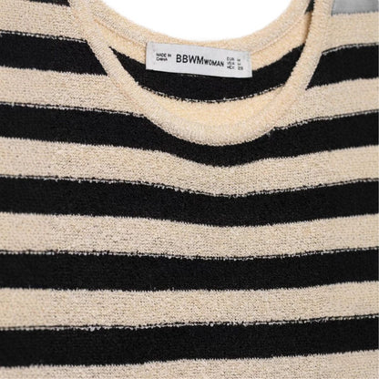 Robe maxi pour femmes avec motif à rayures asymétriques et élégante bordure à volants Chic und Stil